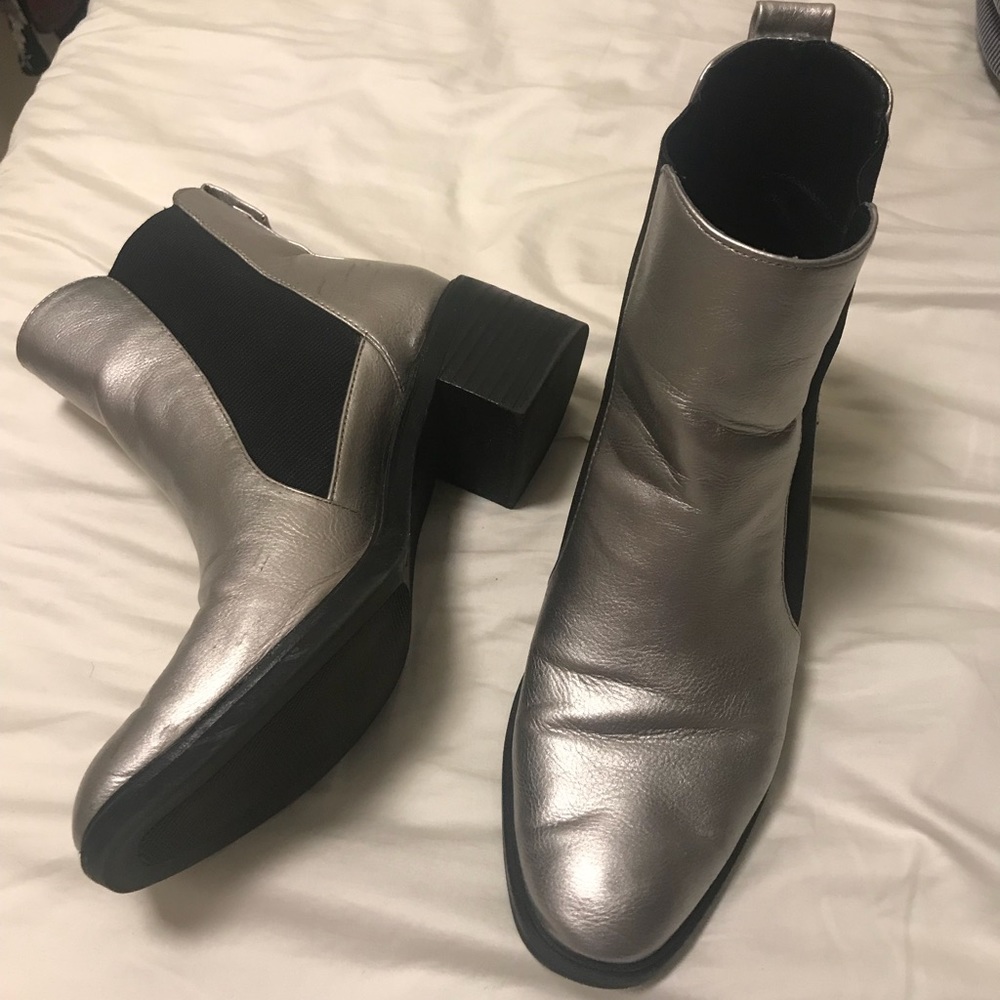 Zara boots-held for customer
